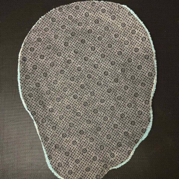 Handmade Trippy Smiley Face Tufted Rug 15"x11" - Picture 4 of 4